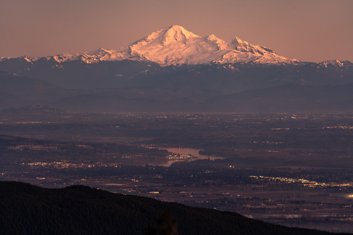 贝克山余晖 03 · Last alpenglow on Mount Baker — Mount Seymour Provincial Park, North Vancouver, BC