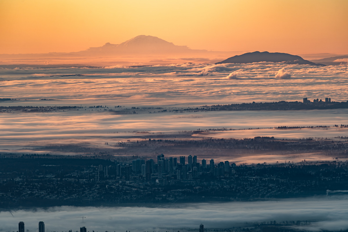 云海上的雷尼尔山 06 · Mount Rainier over the fog — Mount Seymour Provincial Park, North Vancouver, BC