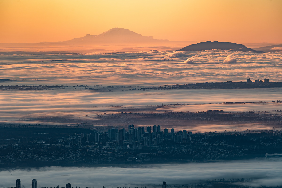 云海上的雷尼尔山 07 · Mount Rainier over the fog — Mount Seymour Provincial Park, North Vancouver, BC